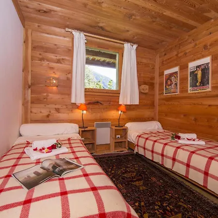Chalet Beugeant Garden, Bbq, Parking Sleeps 6 - Happy
